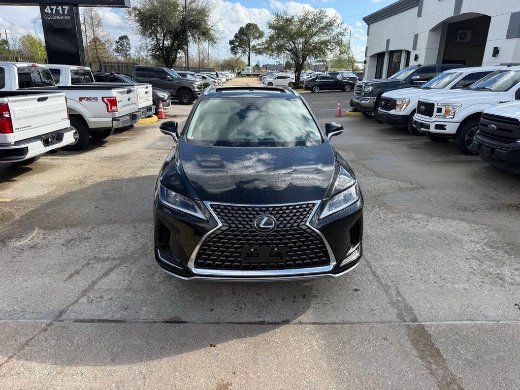 Lexus RX Vehicle Full-screen Gallery Image 39