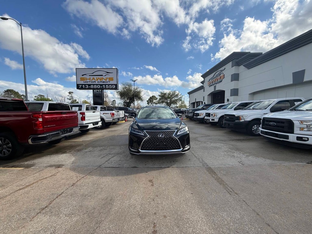 Lexus RX Vehicle Full-screen Gallery Image 41