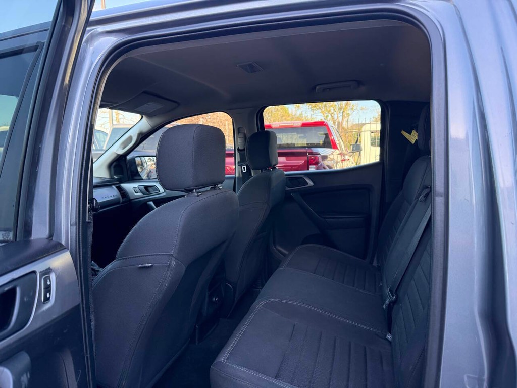 Ford Ranger Vehicle Full-screen Gallery Image 12