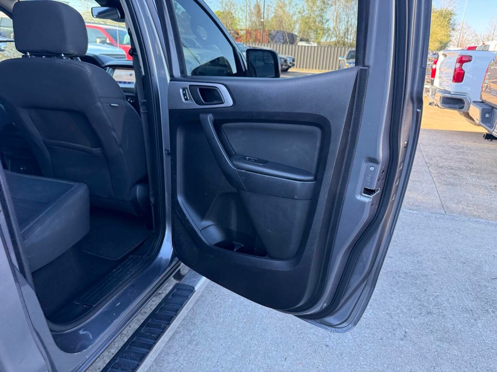 Ford Ranger Vehicle Full-screen Gallery Image 16