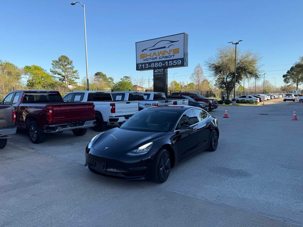 Tesla Model 3 Vehicle Full-screen Gallery Image 42