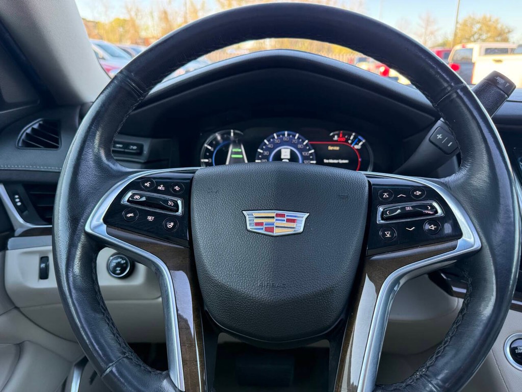 Cadillac Escalade ESV Vehicle Full-screen Gallery Image 25