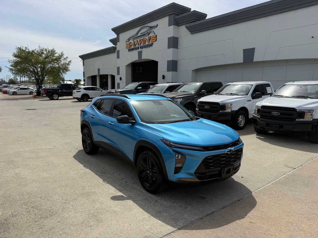 Chevrolet Trax Vehicle Full-screen Gallery Image 02