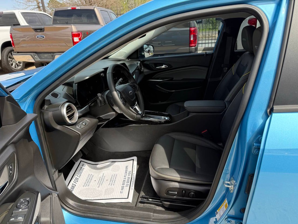 Chevrolet Trax Vehicle Full-screen Gallery Image 07