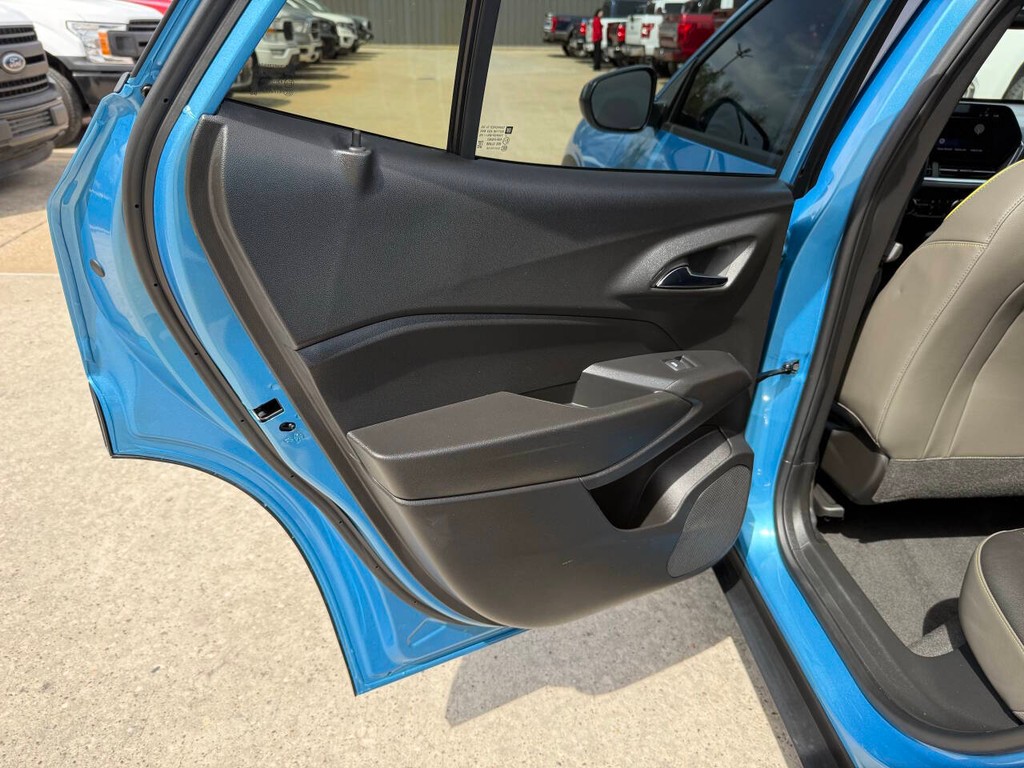 Chevrolet Trax Vehicle Full-screen Gallery Image 14