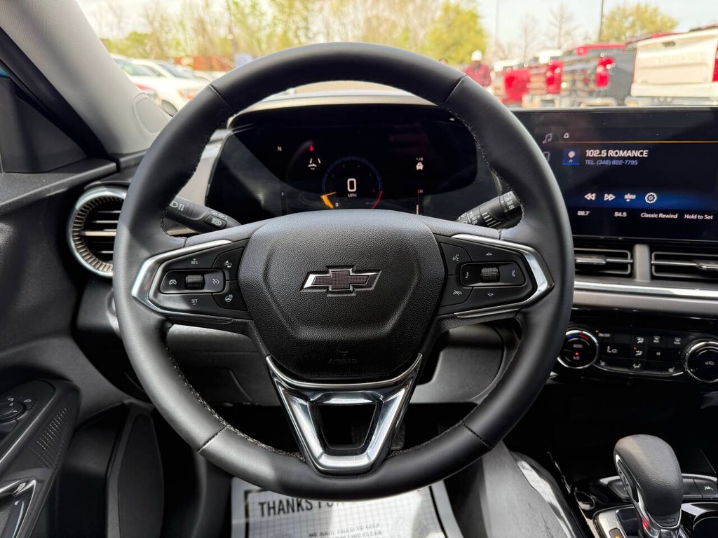 Chevrolet Trax Vehicle Full-screen Gallery Image 22