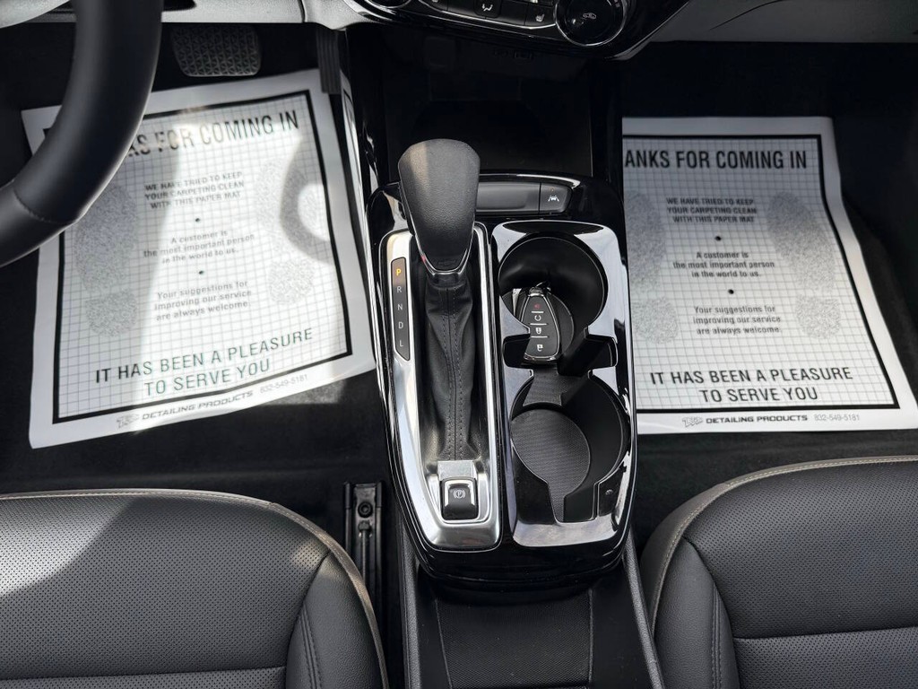 Chevrolet Trax Vehicle Full-screen Gallery Image 28