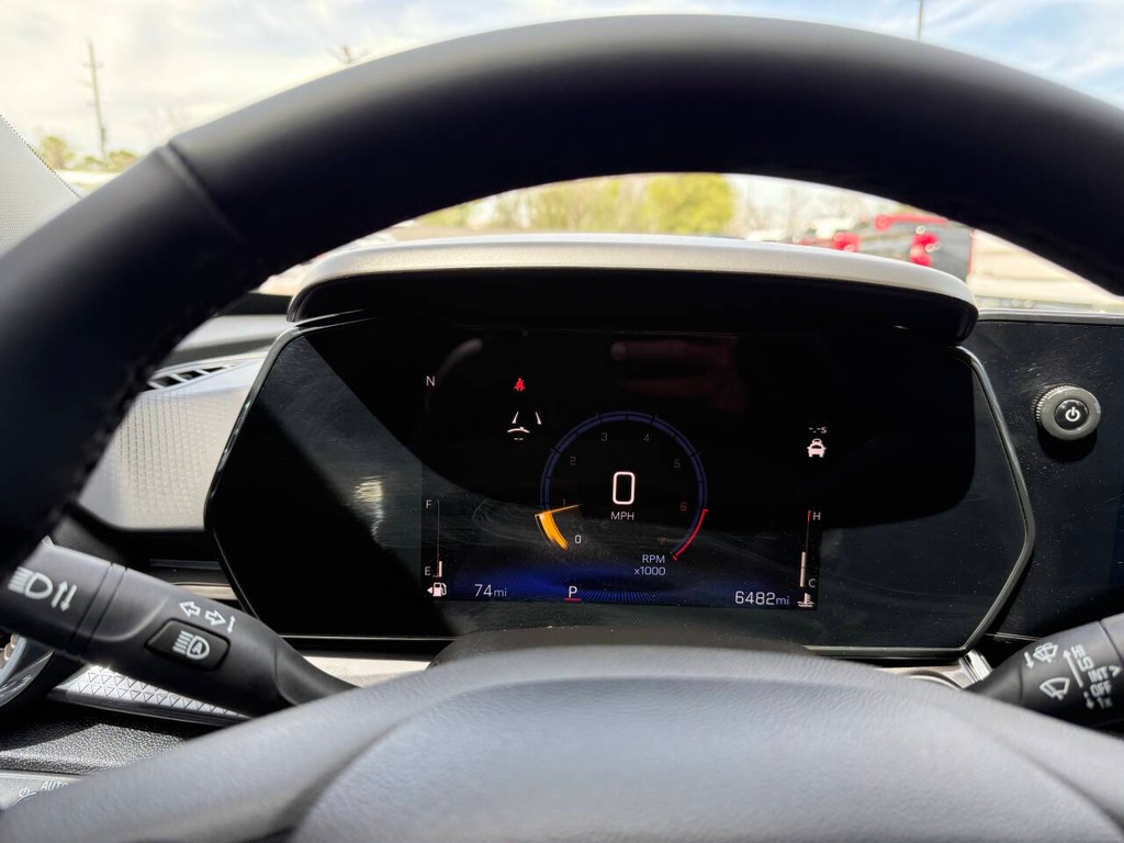 Chevrolet Trax Vehicle Full-screen Gallery Image 30