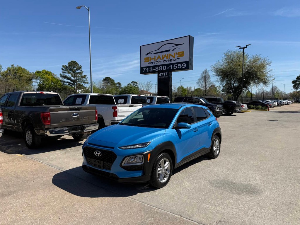Hyundai Kona Vehicle Full-screen Gallery Image 03