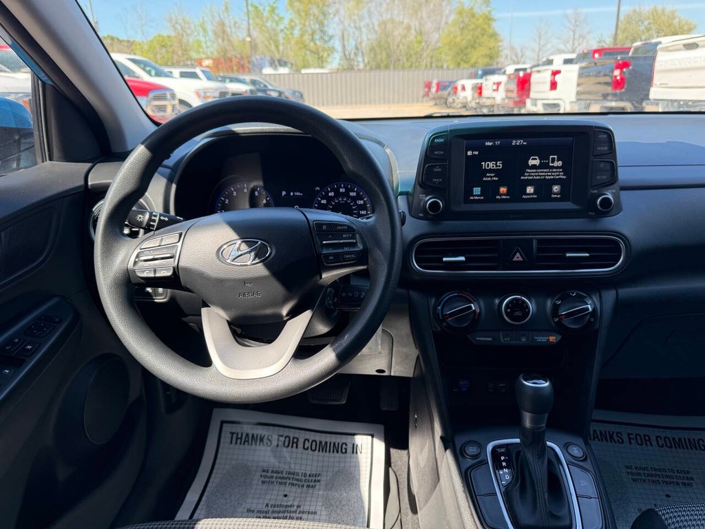 Hyundai Kona Vehicle Full-screen Gallery Image 21