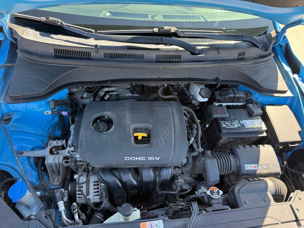 Hyundai Kona Vehicle Full-screen Gallery Image 33