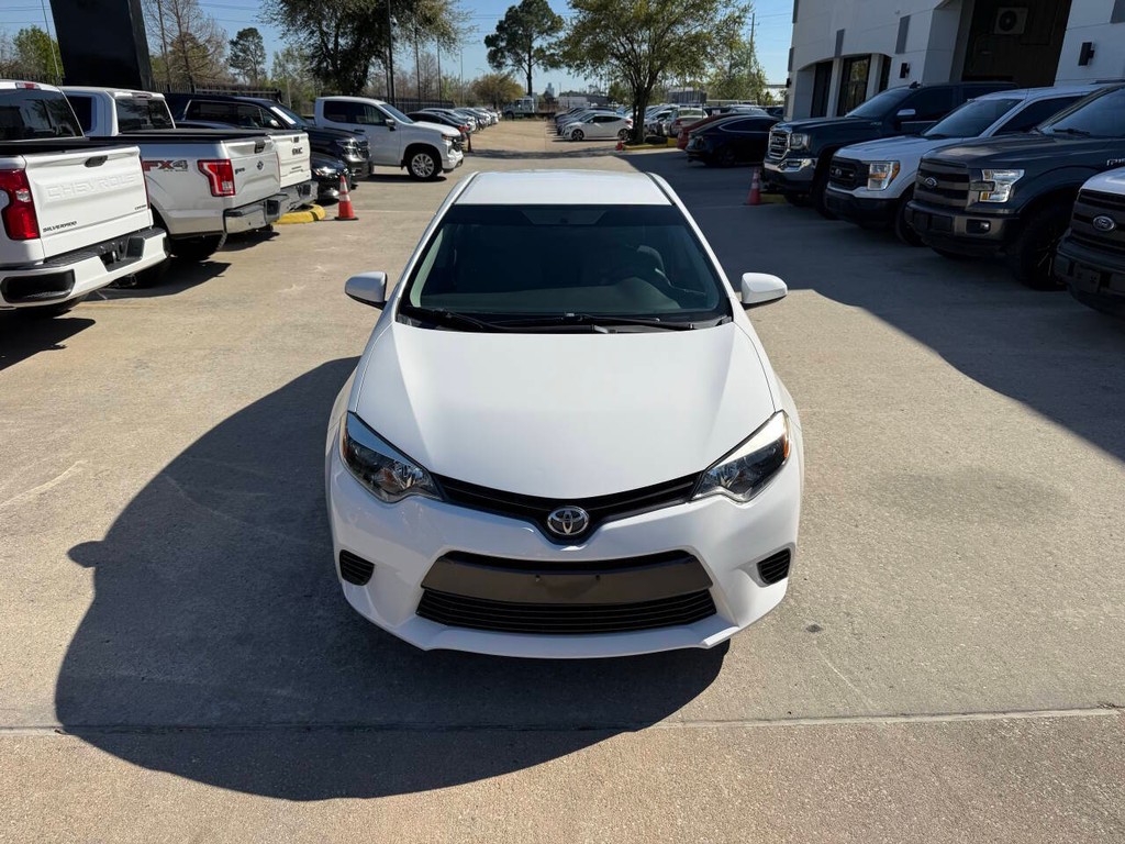 Toyota Corolla Vehicle Full-screen Gallery Image 38