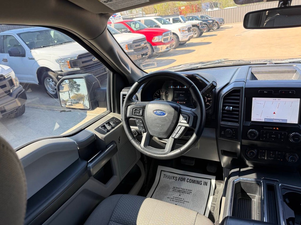 Ford F-150 Vehicle Full-screen Gallery Image 20