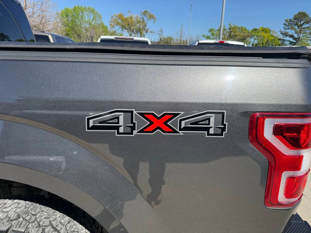 Ford F-150 Vehicle Full-screen Gallery Image 38