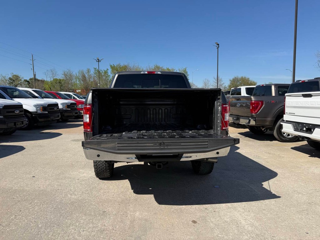 Ford F-150 Vehicle Full-screen Gallery Image 39