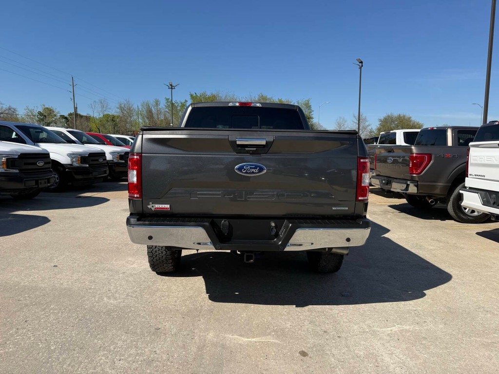 Ford F-150 Vehicle Full-screen Gallery Image 40