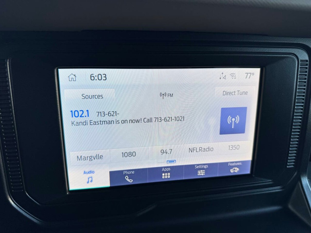 Ford Bronco Vehicle Full-screen Gallery Image 27