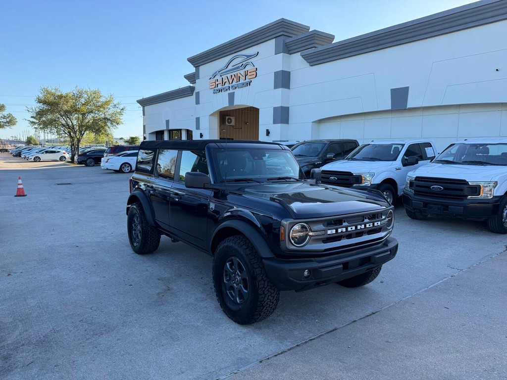 Ford Bronco Vehicle Full-screen Gallery Image 43