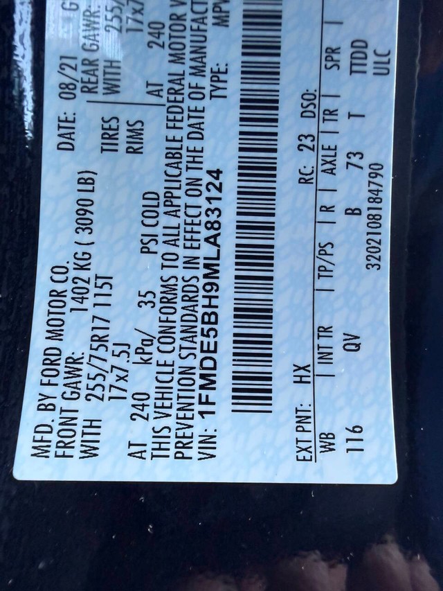 Ford Bronco Vehicle Full-screen Gallery Image 36