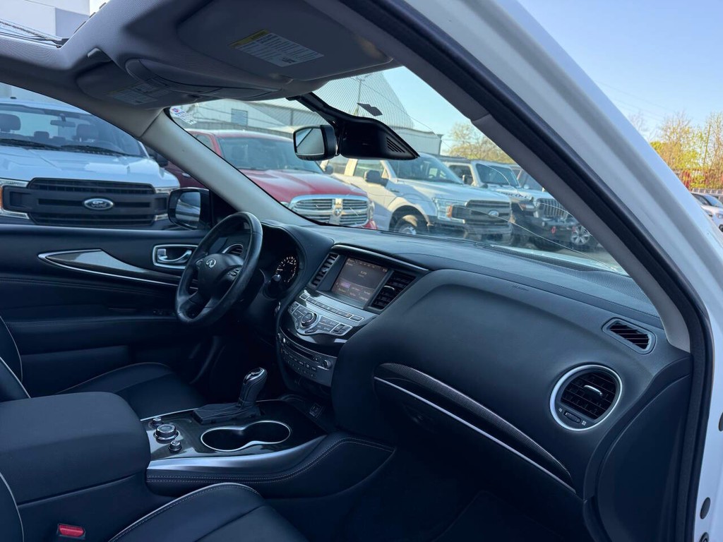 INFINITI QX60 Vehicle Full-screen Gallery Image 09
