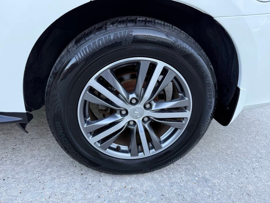 INFINITI QX60 Vehicle Full-screen Gallery Image 38