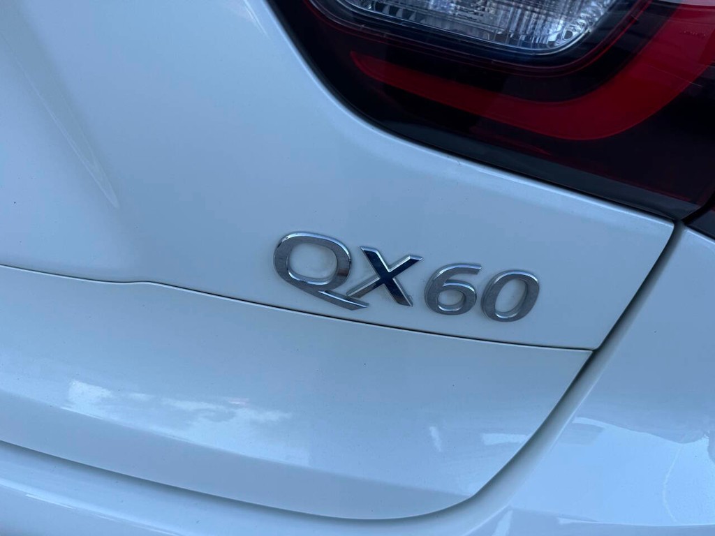 INFINITI QX60 Vehicle Full-screen Gallery Image 42