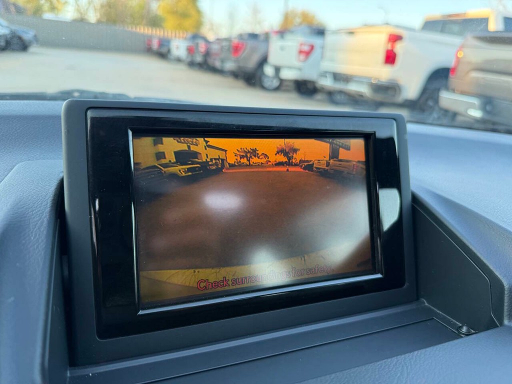 Lexus CT 200h Vehicle Full-screen Gallery Image 26