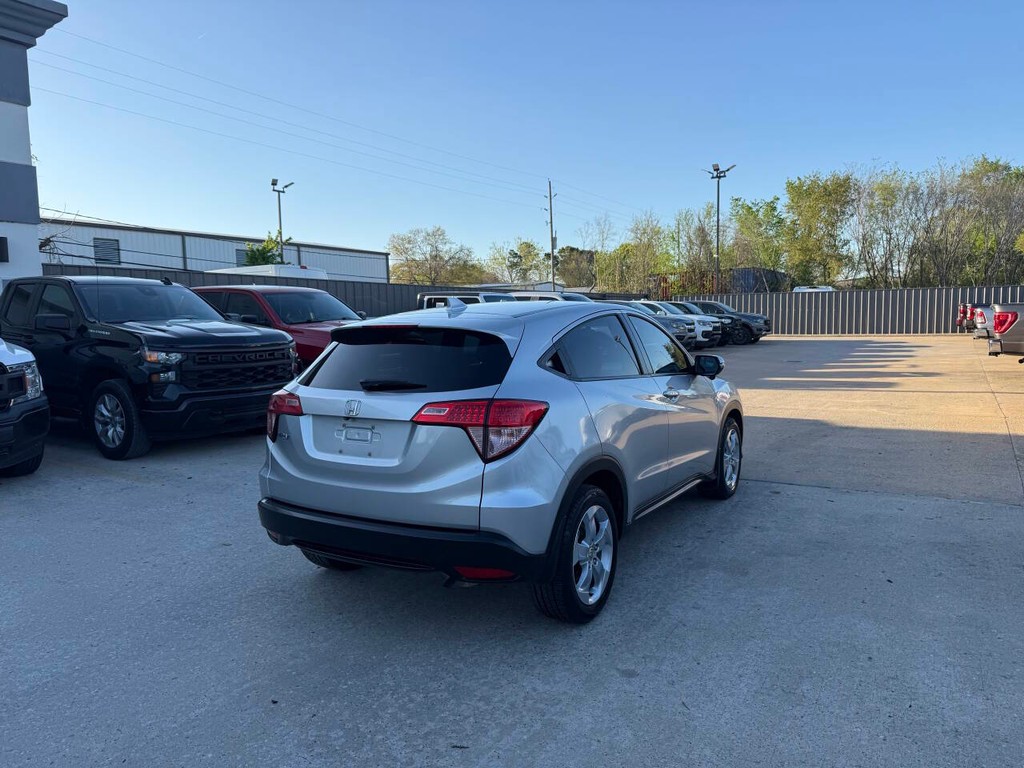 Honda HR-V Vehicle Full-screen Gallery Image 05