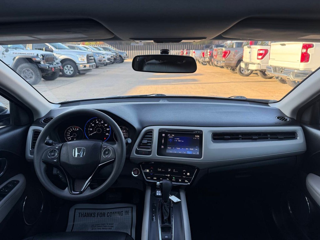 Honda HR-V Vehicle Full-screen Gallery Image 17