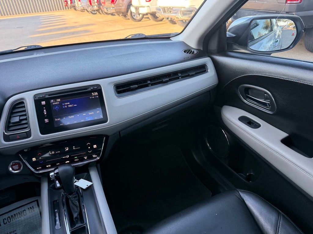 Honda HR-V Vehicle Full-screen Gallery Image 20