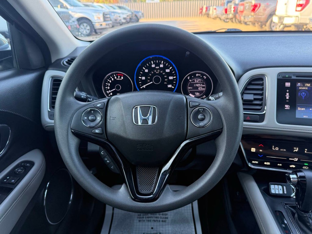 Honda HR-V Vehicle Full-screen Gallery Image 22