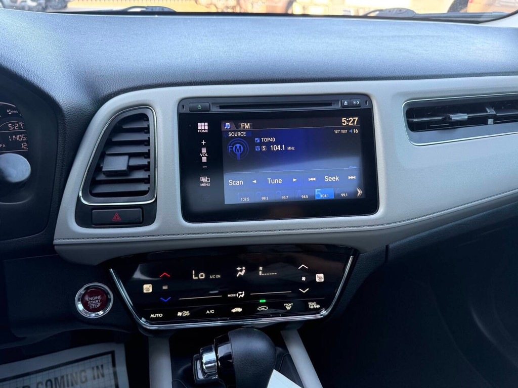 Honda HR-V Vehicle Full-screen Gallery Image 24