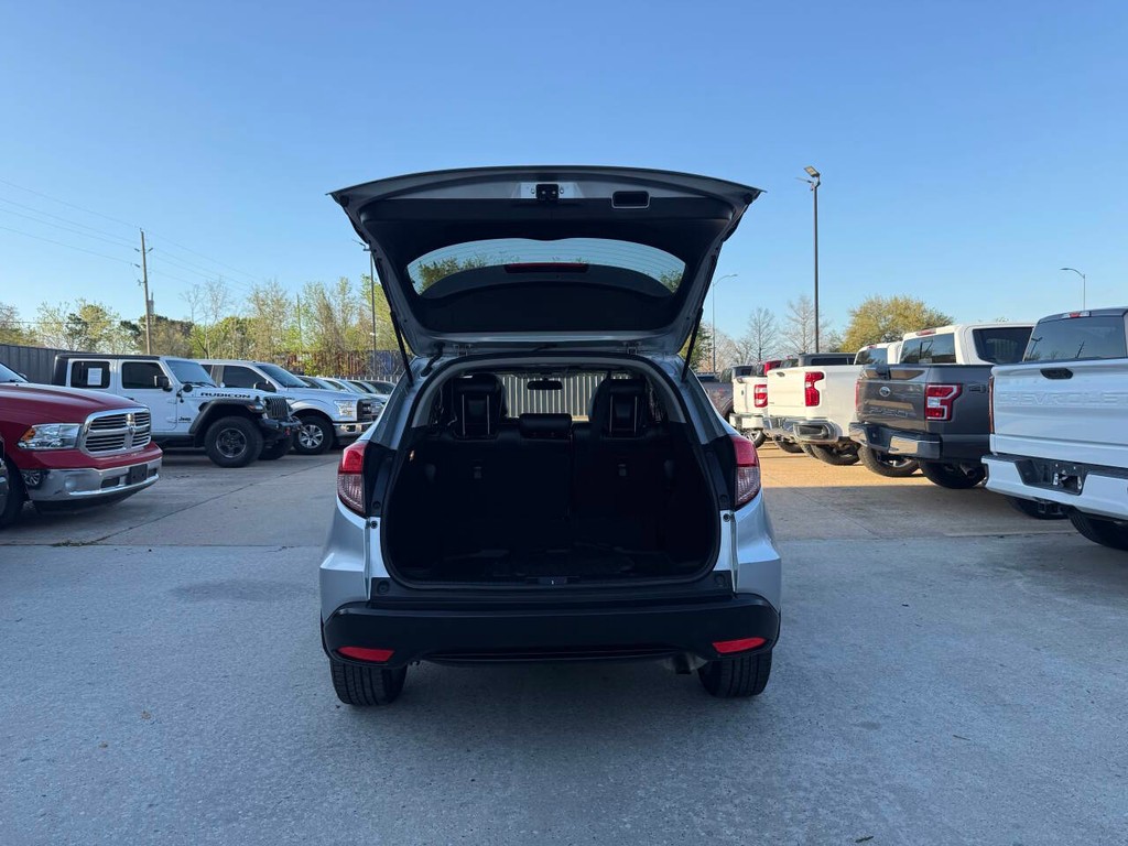 Honda HR-V Vehicle Full-screen Gallery Image 37