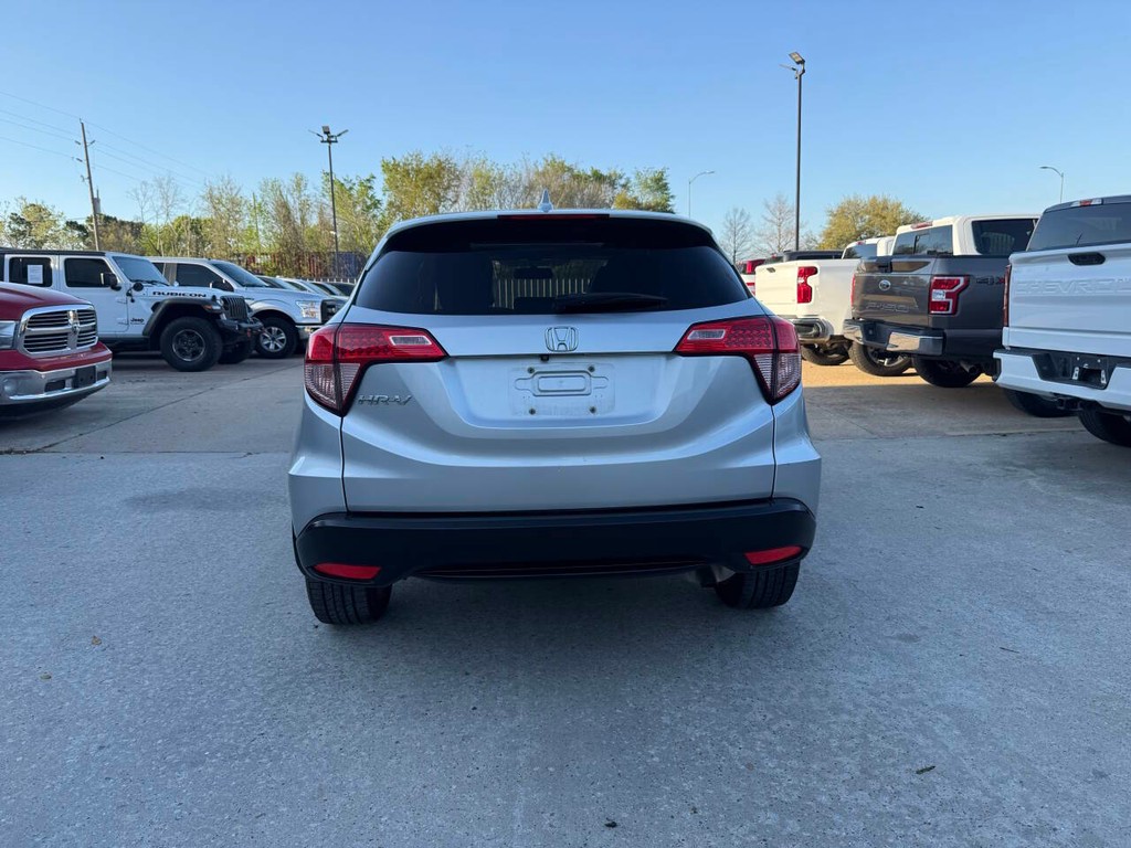 Honda HR-V Vehicle Full-screen Gallery Image 38