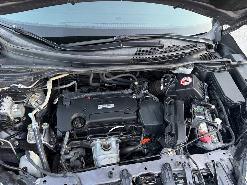 Toyota Highlander Vehicle Full-screen Gallery Image 36