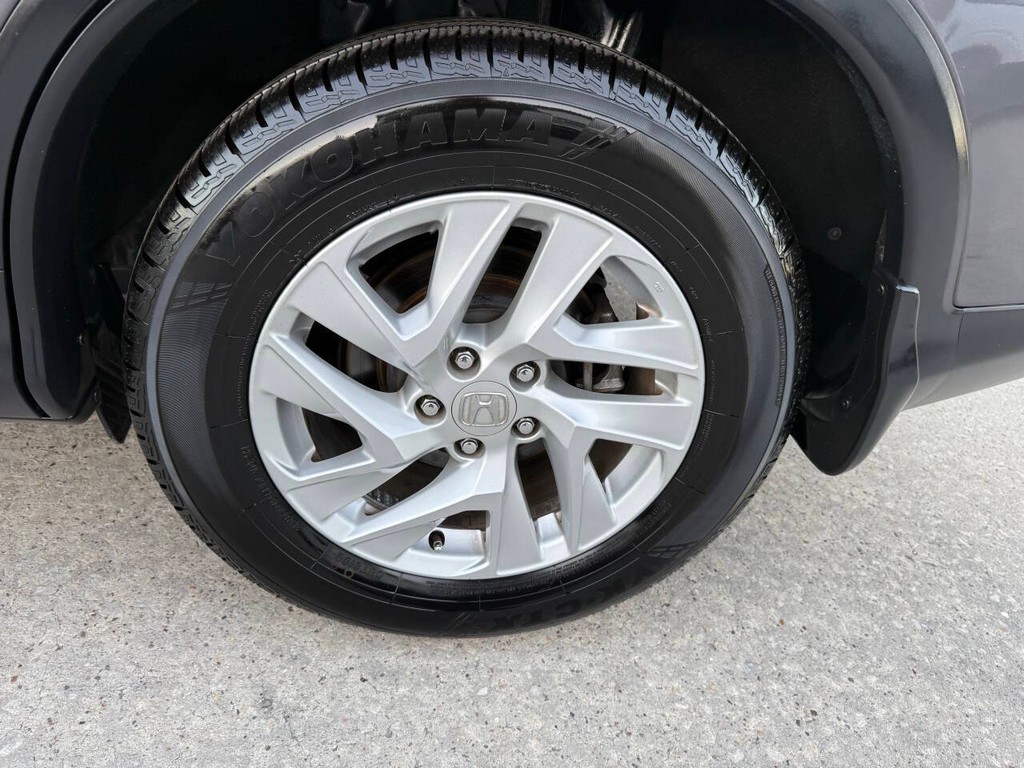 Toyota Highlander Vehicle Full-screen Gallery Image 37