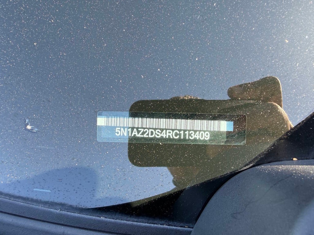 Nissan Murano Vehicle Full-screen Gallery Image 34