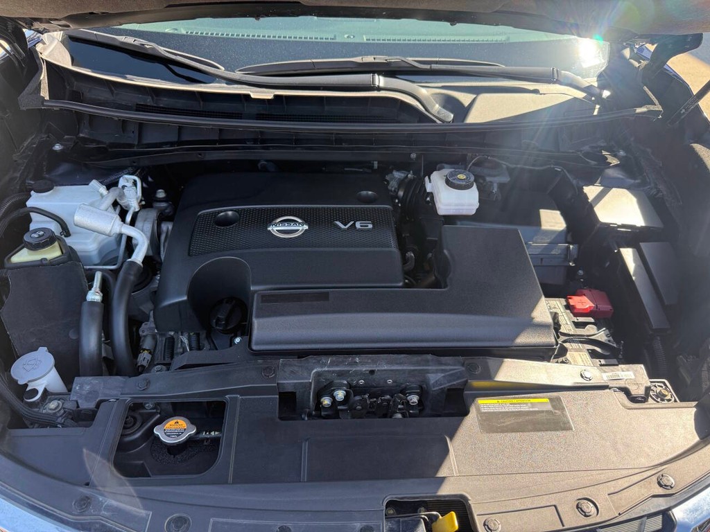 Nissan Murano Vehicle Full-screen Gallery Image 35