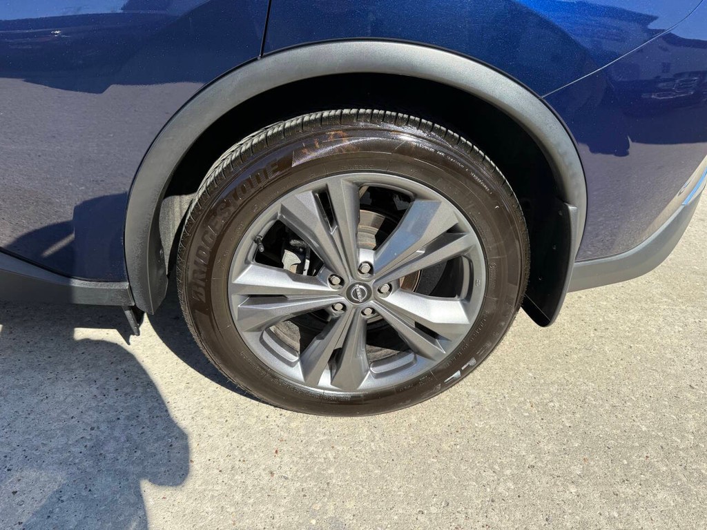 Nissan Murano Vehicle Full-screen Gallery Image 36