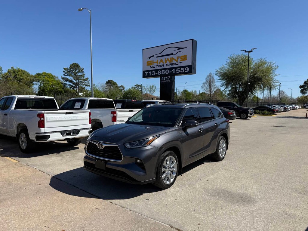 Toyota Highlander Vehicle Full-screen Gallery Image 03