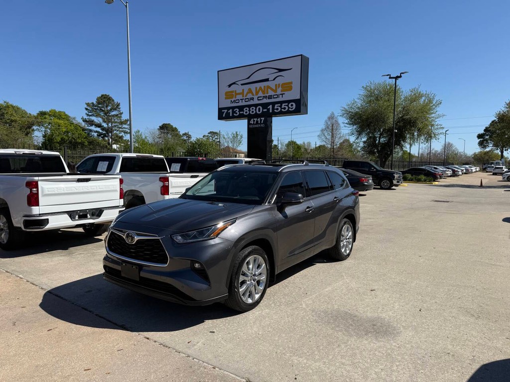 Toyota Highlander Vehicle Full-screen Gallery Image 45