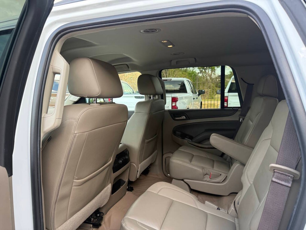 Chevrolet Tahoe Vehicle Full-screen Gallery Image 12