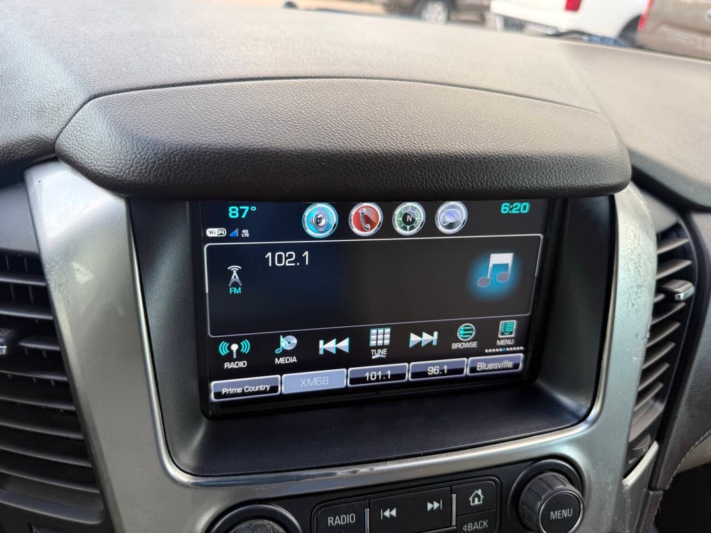 Chevrolet Tahoe Vehicle Full-screen Gallery Image 27