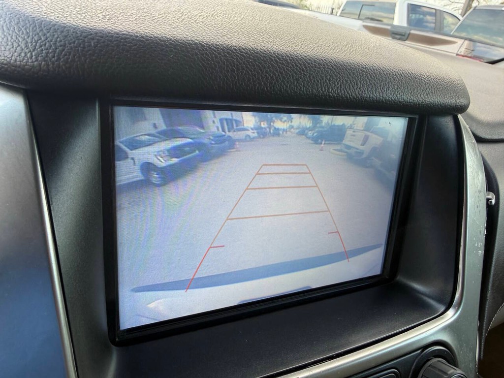 Chevrolet Tahoe Vehicle Full-screen Gallery Image 29