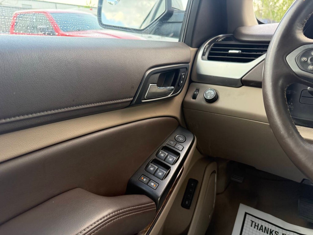 Chevrolet Tahoe Vehicle Full-screen Gallery Image 33