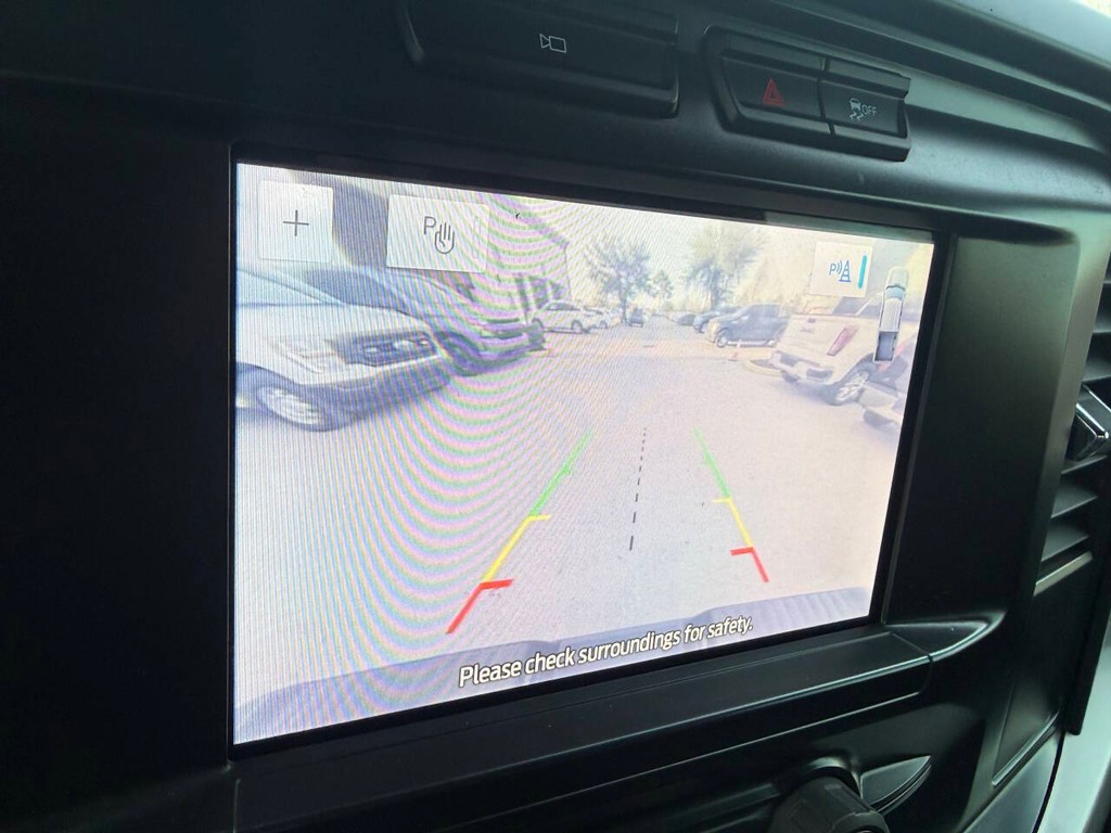 Ford F-150 Vehicle Full-screen Gallery Image 20