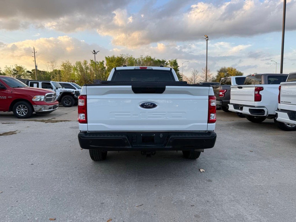 Ford F-150 Vehicle Full-screen Gallery Image 30