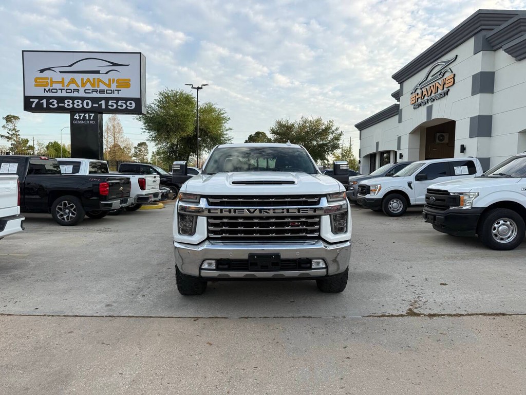 Chevrolet Silverado 2500HD Vehicle Full-screen Gallery Image 42