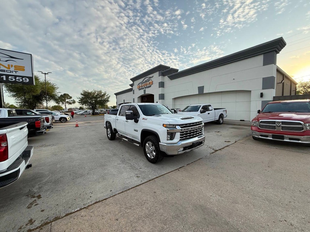 Chevrolet Silverado 2500HD Vehicle Full-screen Gallery Image 46