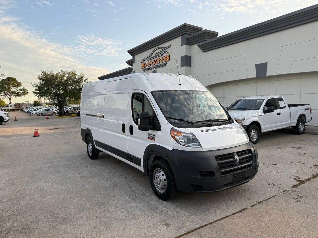 Ram ProMaster Cargo Van Vehicle Full-screen Gallery Image 02